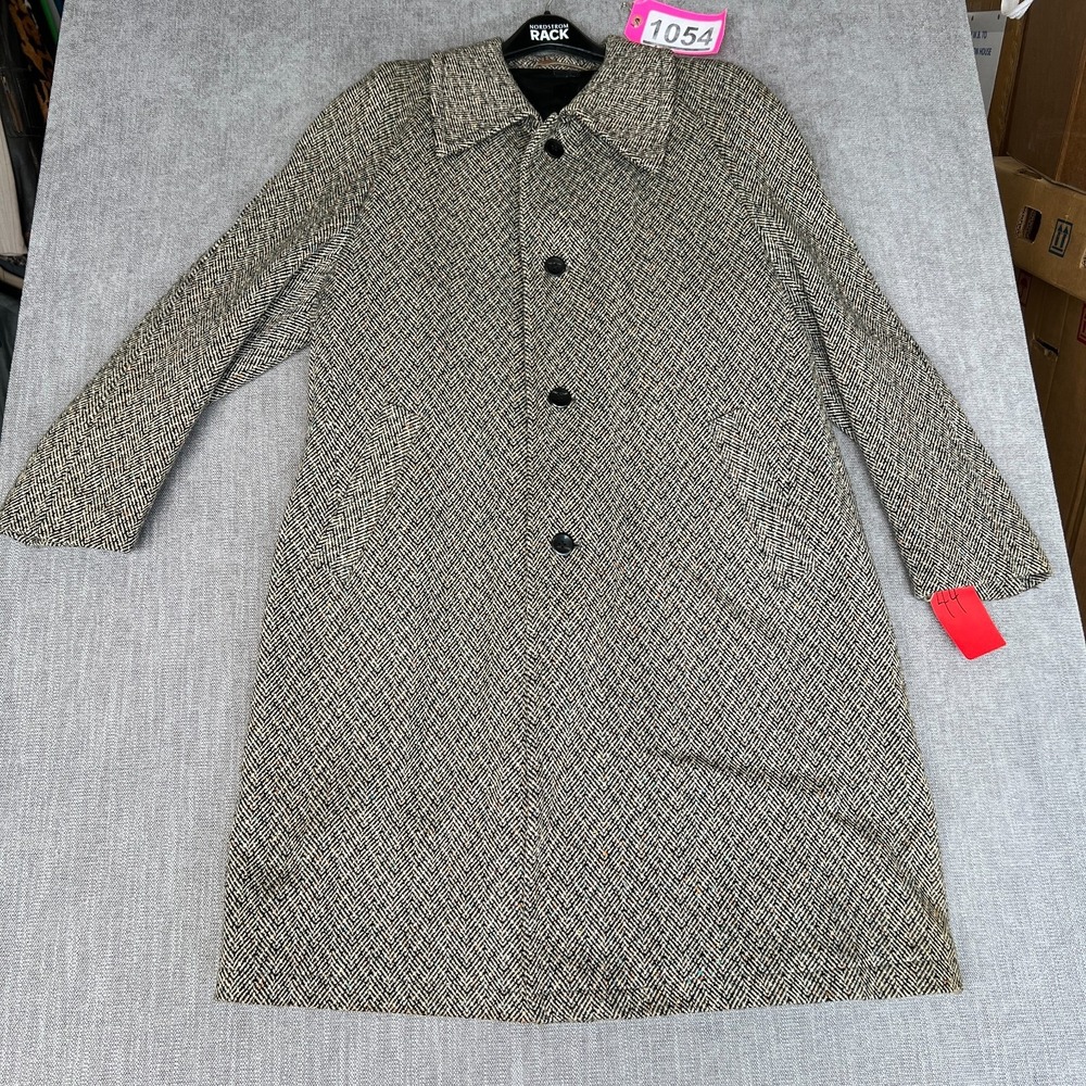 Vintage Mens Overcoat 44 Gray Black Tweed Herringbone Winter Warm Button Front